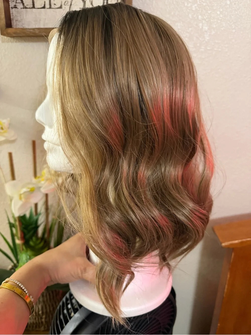 N/A natural blonde